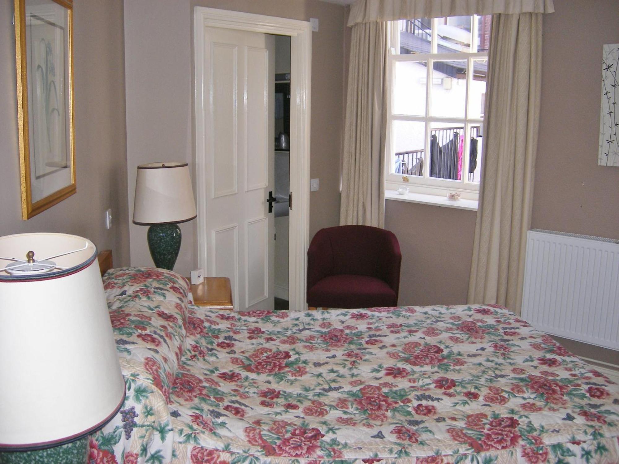 The Kings Head Hotel أبرجافني المظهر الخارجي الصورة