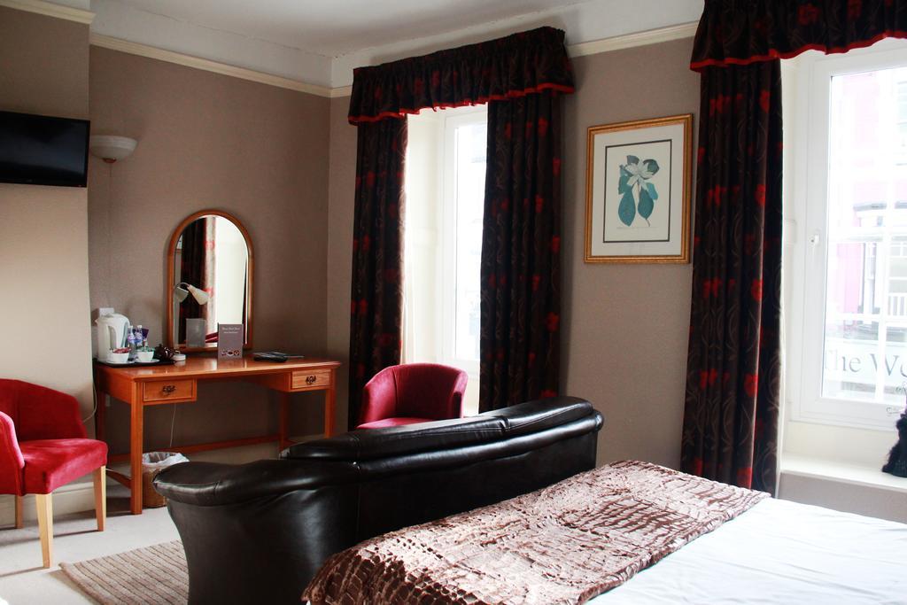 The Kings Head Hotel أبرجافني المظهر الخارجي الصورة