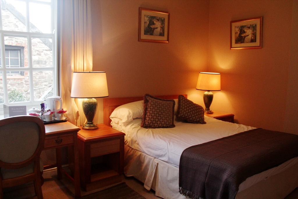 The Kings Head Hotel أبرجافني المظهر الخارجي الصورة